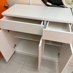 マットなホワイト棚値下げしました！