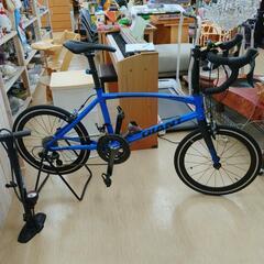 ミニベロ☆ロードバイク☆C70F5488☆20インチ☆ブルー、スタンド＆空気入れ付き、美品【浜村鹿野温泉ICから3分 買取本舗 宮本リサイクル 営業時間9～19時 定休日水曜のみ←連絡できませんm(_ _)m】の画像