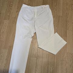 ✴未使用✴UNIQLOパンツ