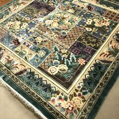 絨毯　約240ｘ240ｃｍ　30万円相当の画像