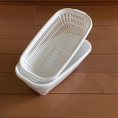 お渡し決定　水耕栽培に！プラスチックカゴザル付き1