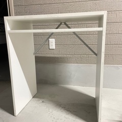 机　テーブルの画像