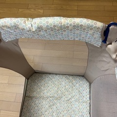 ベビーベッドの画像