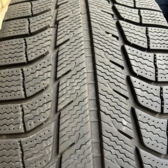 ミシュランスタッドレスタイヤ265/60R18アルミ付きタイヤ4本セット　の画像