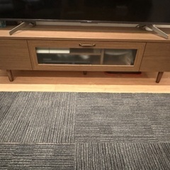 テレビ台　ブラウン　180センチ　75インチ