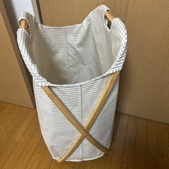 ニトリ　バンブーランドリーハンパー