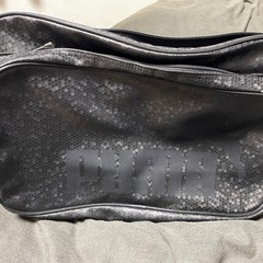 PUMA　エナメルバック