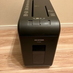 【ジャンク品】シュレッダー　P4HMS ブラックの画像