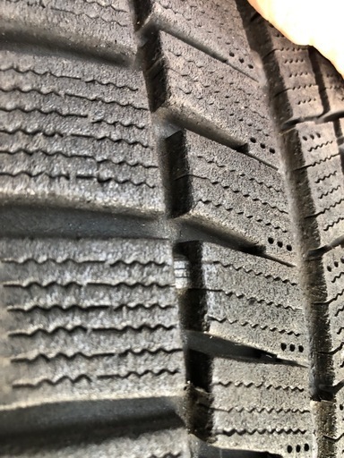 冬タイヤ   195/65R15  スタッドレス 4本組み セレナ用
