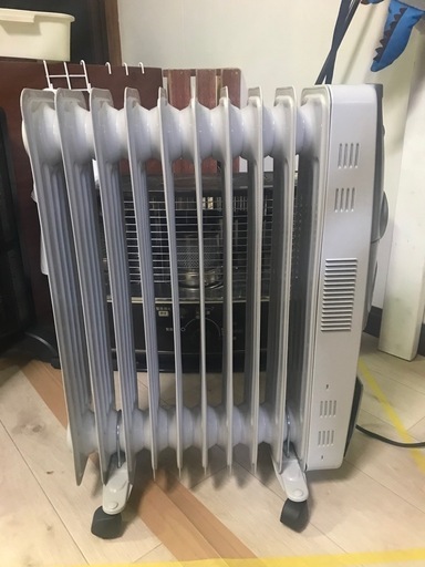 【値下げ月末まで】versos オイルヒーター VS3530FH