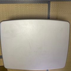 折りたたみ式テーブル