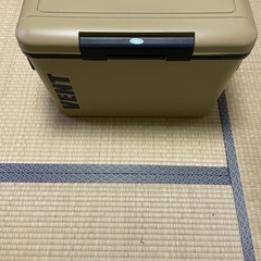 クーラーボックス