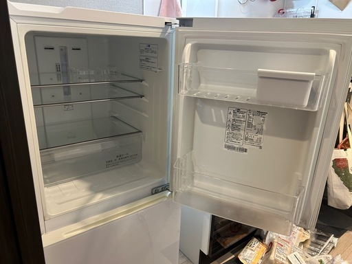 【取引者決定】一人暮らし用冷凍冷蔵庫　Hisense 134L