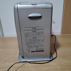 石油ファンヒーター　DAINICHI　ブルーヒーター　動作確認済　取説有り　木造９畳　コンクリート１２畳　FW-3215S　出力3.20KW　タンク5.0Lの画像