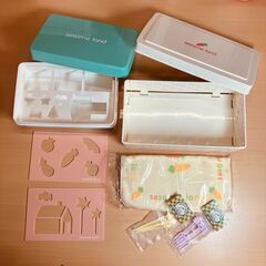 千趣会 sesame land 0.75Ｌ保温水筒＋スタッキングコップ５個＋お弁当箱等セットの画像