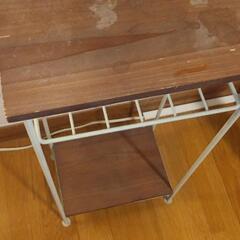 ミニシェルフ　サイドテーブル　収納家具　台の画像