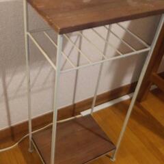 ミニシェルフ　サイドテーブル　収納家具　台の画像
