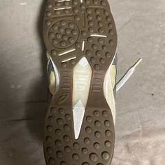 アシックス　スニーカーの画像