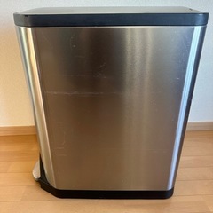 simplehuman（シンプルヒューマン） 分別バタフライステップカン 40Lの画像