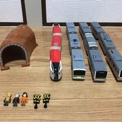 3/14まで【引取限定】プラレール列車・レールまとめ売りの画像