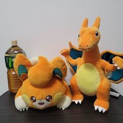【新品タグ付き】ポケットモンスター めちゃもふぐっとぬいぐるみパモ リザードン 2個セットの画像