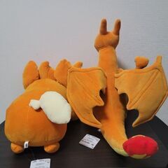 【新品タグ付き】ポケットモンスター めちゃもふぐっとぬいぐるみパモ リザードン 2個セットの画像