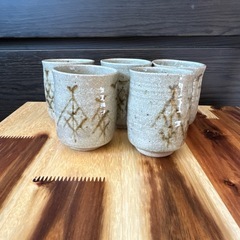 唐津焼湯呑み