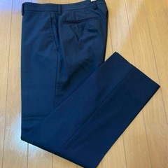 セレモニースーツ、礼服にも！阪急百貨店ドールオム　ビジネススーツA4ブラックSサイズ　超美品の画像