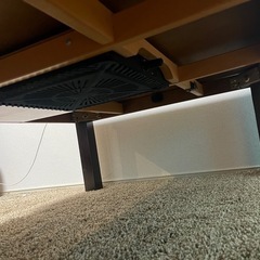 【11/23午後引き取り可能な方限定】テーブルの画像