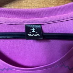 DANSKIN ピンク Tシャツ 半袖の画像