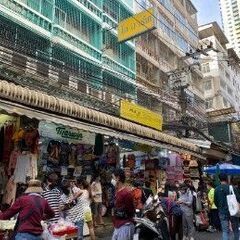 タイ人の人、タイに詳しい人、タイに住んでた人、タイと商売をしてい...