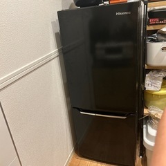 【美品】2021年製ハイセンス 冷蔵庫 幅48cm 150L パールブラック HR-D15CB 2ドア 右開きの画像