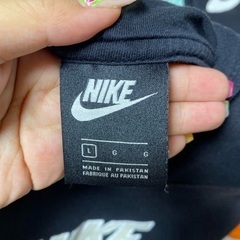 NIKE パーカー　160cm Lサイズの画像