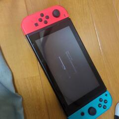 　任天堂Switch本体