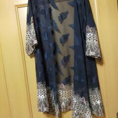 葉っぱの柄入りスケスケ上着