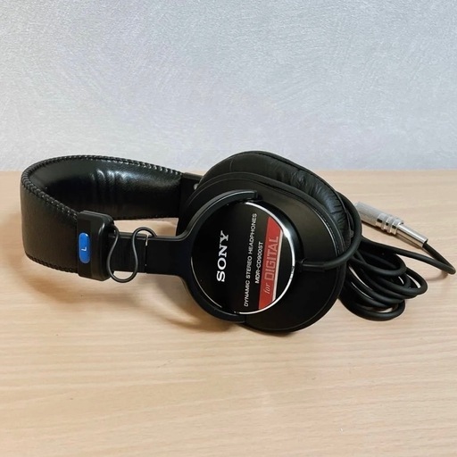 ソニー SONY 密閉型モニターヘッドホン MDR-CD900ST