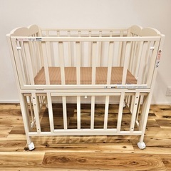 【ほぼ新品】カトージ ミニベビーベッド 折りたたみ（ホワイト）【内寸：60×90cm】の画像
