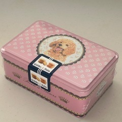 ラトリニテーヌ クッキー入り缶　未開封品
