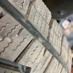 ハイエース　195/80/15 ダンロップスタッドレス2023年製造の画像