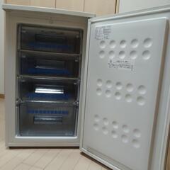 家庭用電気冷凍庫の画像