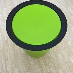 ライトグリーン　ダストボックス　8.8Lの画像