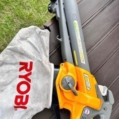 RYOBI ブロアバキューム　落ち葉掃除に