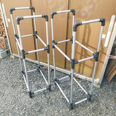 【相談中】タイヤラック　2個セット　バラ売り可の画像