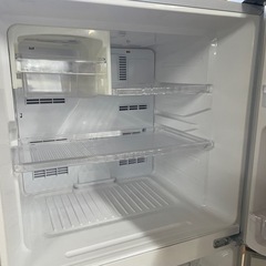111502 シャープ大きめ2ドア冷蔵庫　の画像