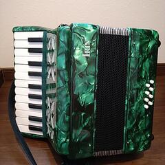 アコーディオンの画像