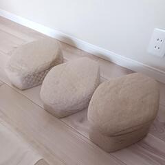 明日廃棄予定！牛乳パックで作った座椅子差し上げます。