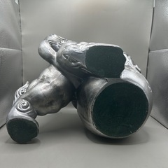 k1118601 置物 鋳物 シーサー大 レトロ　厄除け 魔除け 玉乗り獅子 獅子 狛犬 シーサー ペア 獅子置物  開運 雄雌 対 龍 竜 縁起物  陶器 陶器製 インテリア コレクション 中古品 現状品の画像