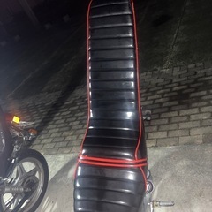 ゼファー400 ３段シートの画像