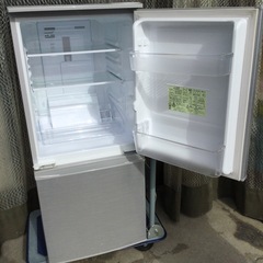 SHARP  冷蔵庫　SJｰD14-BS 2ドア　137L  2016年製　グレーの画像