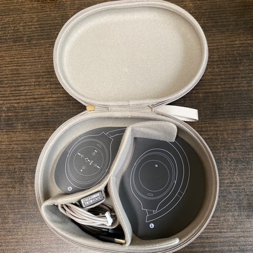 ソニー　ワイヤレスヘッドホン　WH-1000XM3